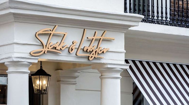 <b>Radisson Blu Hotel, London Marble Arch Restaurant</b>. Images powered by <a href="https://iceportal.shijigroup.com/" title="IcePortal" target="_blank">IcePortal</a>.
