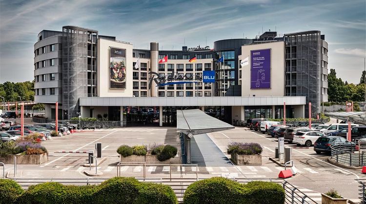 Radisson Blu Hotel, Hamburg Airport Exterior