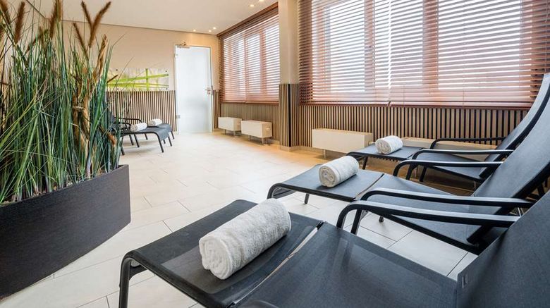 <b>Radisson Blu Hotel, Hamburg Airport Spa</b>. Images powered by <a href="https://iceportal.shijigroup.com/" title="IcePortal" target="_blank">IcePortal</a>.