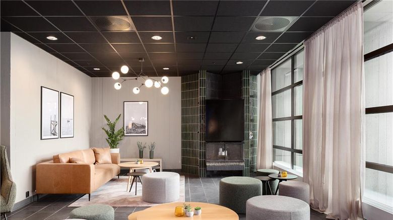 <b>Radisson Hotel Haugesund Lobby</b>. Images powered by <a href="https://iceportal.shijigroup.com/" title="IcePortal" target="_blank">IcePortal</a>.