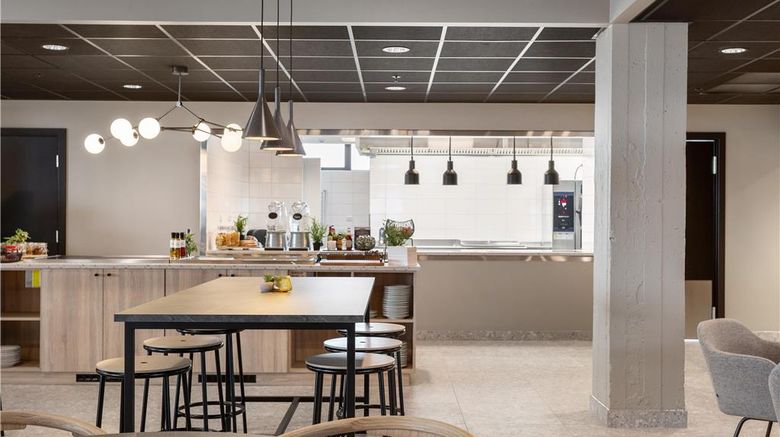 <b>Radisson Hotel Haugesund Restaurant</b>. Images powered by <a href="https://iceportal.shijigroup.com/" title="IcePortal" target="_blank">IcePortal</a>.