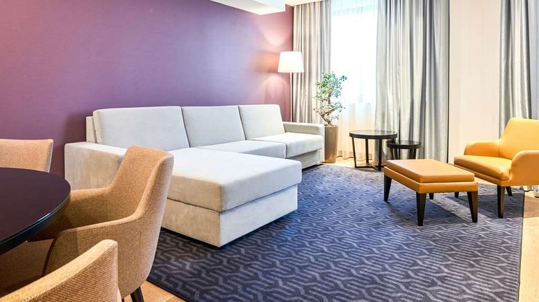 <b>Radisson Blu Hotel Kyiv City Centre Suite</b>. Images powered by <a href="https://iceportal.shijigroup.com/" title="IcePortal" target="_blank">IcePortal</a>.