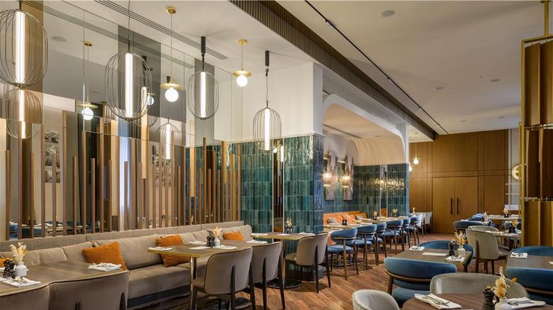 <b>Radisson Blu Hotel Kyiv City Centre Restaurant</b>. Images powered by <a href="https://iceportal.shijigroup.com/" title="IcePortal" target="_blank">IcePortal</a>.