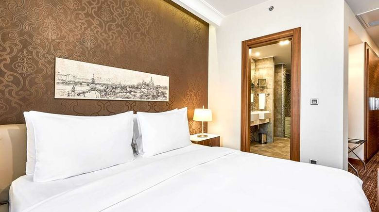 <b>Radisson Blu Hotel Podil City Centre Room</b>. Images powered by <a href="https://iceportal.shijigroup.com/" title="IcePortal" target="_blank">IcePortal</a>.