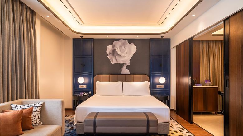 <b>Radisson Blu Hotel Ahmedabad Suite</b>. Images powered by <a href="https://iceportal.shijigroup.com/" title="IcePortal" target="_blank">IcePortal</a>.