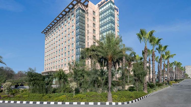 Radisson Blu Hotel Amritsar Exterior