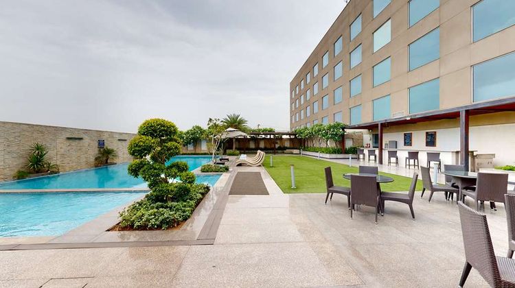 Radisson Blu Faridabad Pool