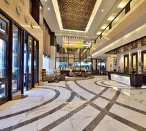Radisson Blu Hotel Indore Lobby