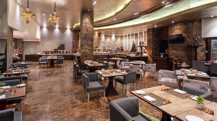 Radisson Blu Hotel Ludhiana Restaurant