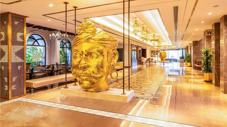 <b>Radisson Blu Hotel Chennai Lobby</b>. Images powered by <a href="https://iceportal.shijigroup.com/" title="IcePortal" target="_blank">IcePortal</a>.
