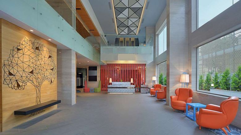 <b>Radisson Bengaluru City Center Lobby</b>. Images powered by <a href="https://iceportal.shijigroup.com/" title="IcePortal" target="_blank">IcePortal</a>.