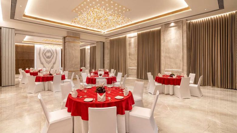 <b>Radisson Chennai City Centre Meeting</b>. Images powered by <a href="https://iceportal.shijigroup.com/" title="IcePortal" target="_blank">IcePortal</a>.