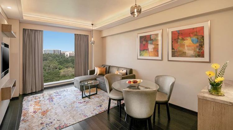 Radisson Mumbai Andheri MIDC Suite