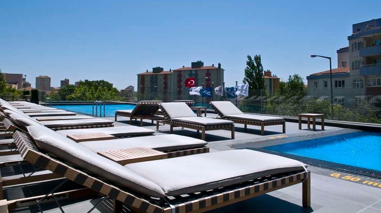 Radisson Blu Hotel Istanbul Asia Pool
