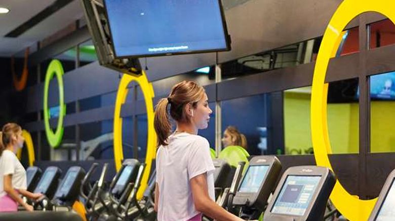 <b>Radisson Blu Hotel Istanbul Pera Health</b>. Images powered by <a href="https://iceportal.shijigroup.com/" title="IcePortal" target="_blank">IcePortal</a>.
