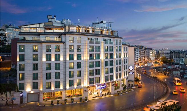 Radisson Blu Hotel Istanbul Pera Exterior
