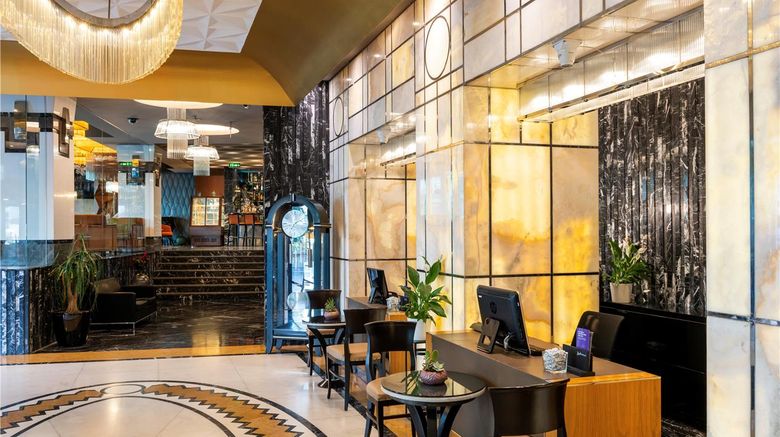 <b>Radisson Blu Hotel Istanbul Pera Lobby</b>. Images powered by <a href="https://iceportal.shijigroup.com/" title="IcePortal" target="_blank">IcePortal</a>.
