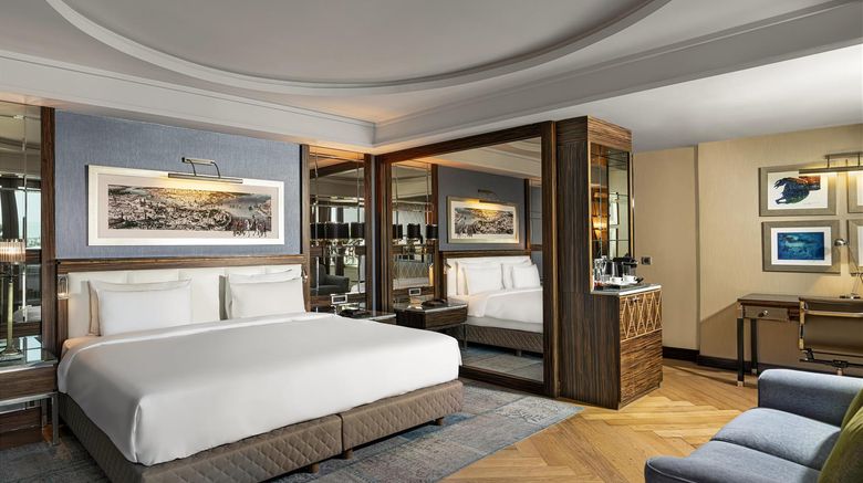 <b>Radisson Blu Hotel Istanbul Pera Suite</b>. Images powered by <a href="https://iceportal.shijigroup.com/" title="IcePortal" target="_blank">IcePortal</a>.
