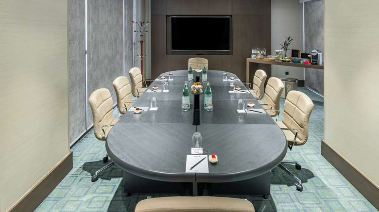 <b>Radisson Blu Hotel, Jeddah Corniche Meeting</b>. Images powered by <a href="https://iceportal.shijigroup.com/" title="IcePortal" target="_blank">IcePortal</a>.