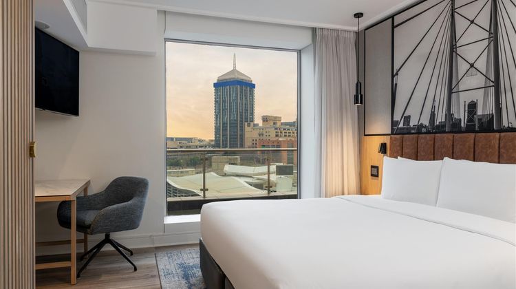 Radisson Blu Gautrain Hotel, Sandton Suite