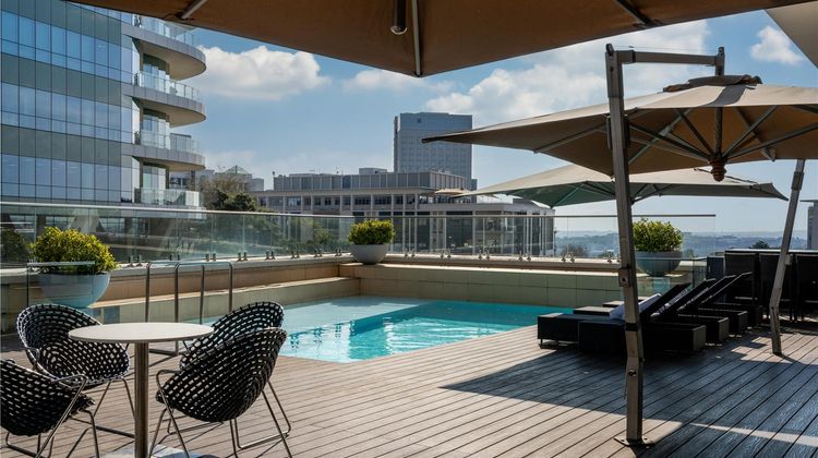 Radisson Blu Gautrain Hotel, Sandton Pool