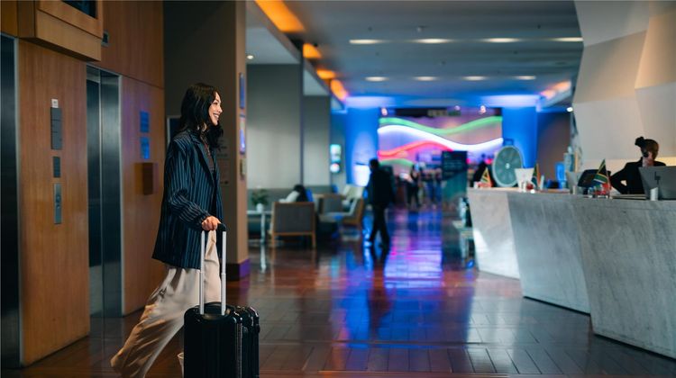 Radisson Blu Gautrain Hotel, Sandton Lobby