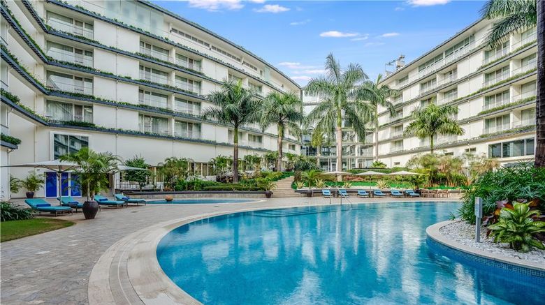 <b>Radisson Blu Hotel & Convention Centre Pool</b>. Images powered by <a href="https://iceportal.shijigroup.com/" title="IcePortal" target="_blank">IcePortal</a>.