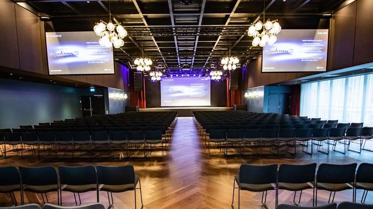 Radisson Blu Caledonien Hotel Ballroom