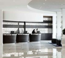 Radisson Blu Hotel, Kuwait Lobby