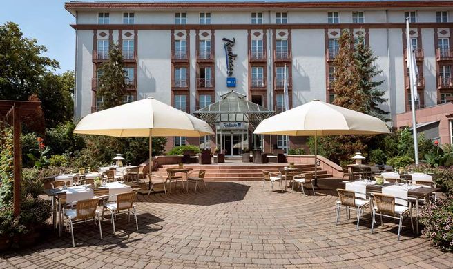 Radisson Blu Hotel Halle-Merseburg Exterior