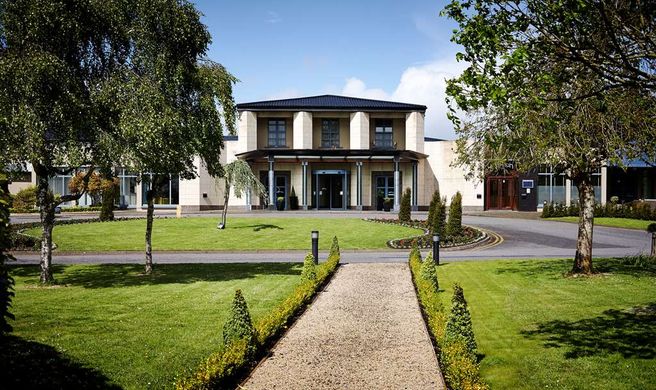 Radisson Blu Hotel & Spa Exterior