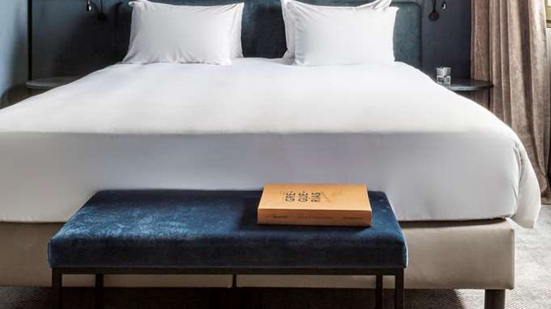 <b>Radisson Blu Hotel, Madrid Prado Room</b>. Images powered by <a href="https://iceportal.shijigroup.com/" title="IcePortal" target="_blank">IcePortal</a>.