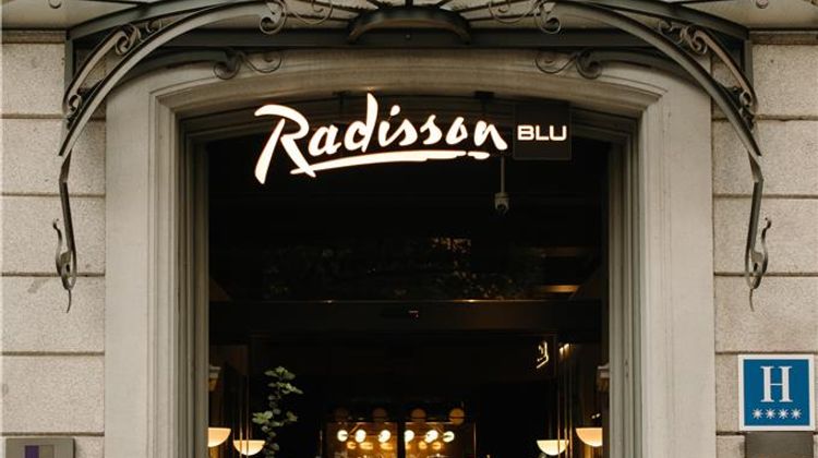 Radisson Blu Boutique Hotel Madrid Prado Exterior