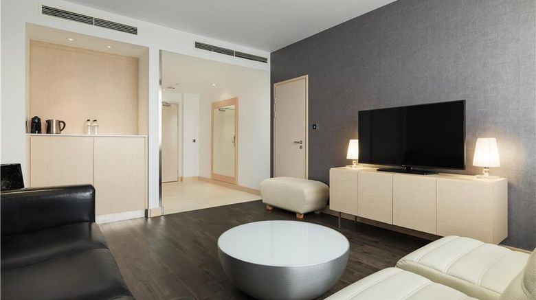 <b>Radisson Blu Belorusskaya Hotel, Moscow Suite</b>. Images powered by <a href="https://iceportal.shijigroup.com/" title="IcePortal" target="_blank">IcePortal</a>.