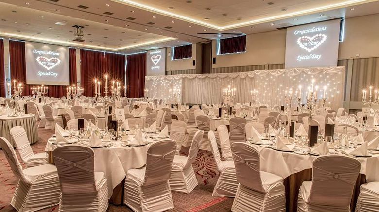 <b>Radisson Blu Hotel & Spa, Cork Ballroom</b>. Images powered by <a href="https://iceportal.shijigroup.com/" title="IcePortal" target="_blank">IcePortal</a>.