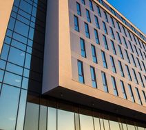 Radisson Blu Hotel & Conference Center, Exterior
