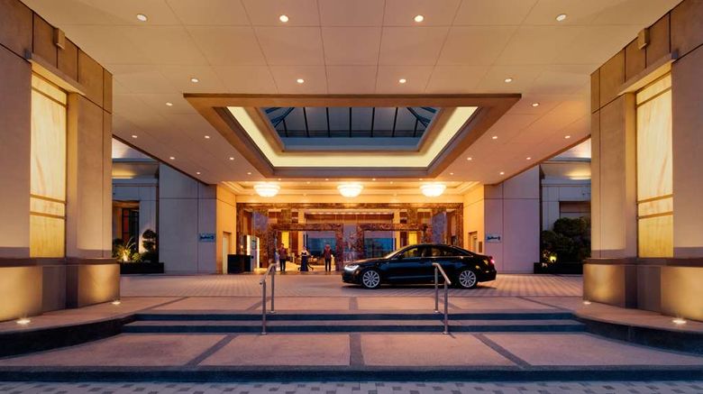 <b>Radisson Blu Hotel Cebu Exterior</b>. Images powered by <a href="https://iceportal.shijigroup.com/" title="IcePortal" target="_blank">IcePortal</a>.