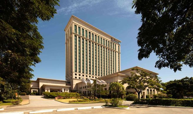 Radisson Blu Hotel Cebu Exterior