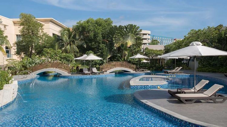 Radisson Blu Hotel Cebu Pool