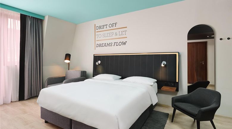 <b>Park Inn by Radisson Poznan Room</b>. Images powered by <a href="https://iceportal.shijigroup.com/" title="IcePortal" target="_blank">IcePortal</a>.