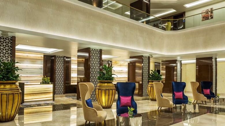 <b>Radisson Blu Hotel Ajman Lobby</b>. Images powered by <a href="https://iceportal.shijigroup.com/" title="IcePortal" target="_blank">IcePortal</a>.