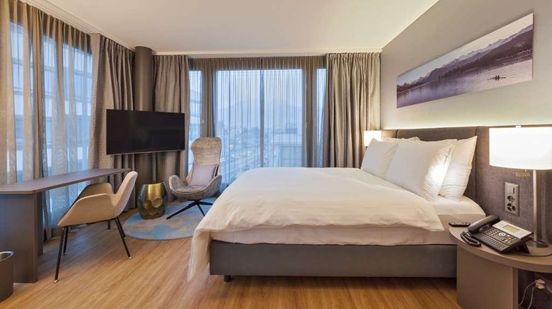 <b>Radisson Blu Hotel Lucerne Room</b>. Images powered by <a href="https://iceportal.shijigroup.com/" title="IcePortal" target="_blank">IcePortal</a>.