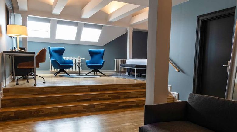 <b>Radisson Blu 1919 Hotel, Reykjavik Suite</b>. Images powered by <a href="https://iceportal.shijigroup.com/" title="IcePortal" target="_blank">IcePortal</a>.