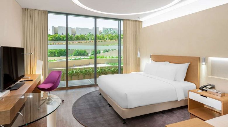 <b>Radisson Blu Hotel & Resid Diplomatic Qt Room</b>. Images powered by <a href="https://iceportal.shijigroup.com/" title="IcePortal" target="_blank">IcePortal</a>.