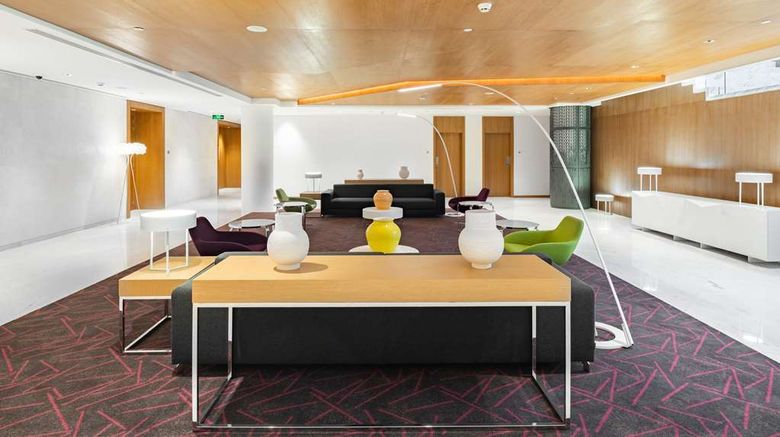 <b>Radisson Blu Hotel & Resid Diplomatic Qt Meeting</b>. Images powered by <a href="https://iceportal.shijigroup.com/" title="IcePortal" target="_blank">IcePortal</a>.