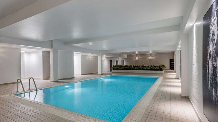 Radisson Blu London Stansted Airport Pool