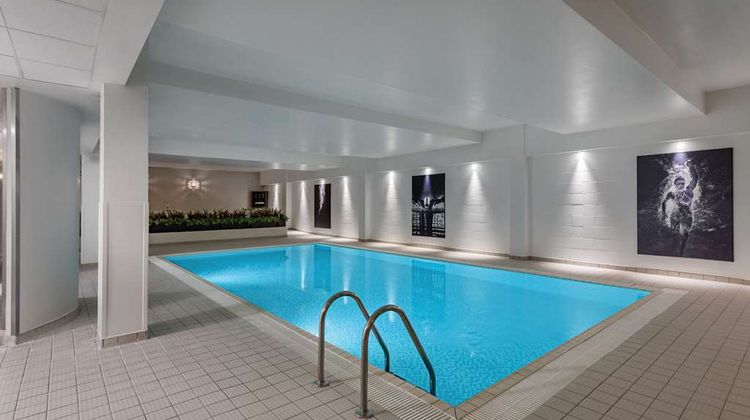 Radisson Blu London Stansted Airport Pool