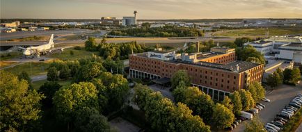 RB Stockholm Arlandia Verified Net Zero Exterior