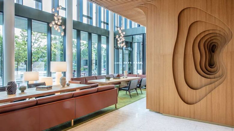 <b>Radisson Blu Atlantic Hotel Stavanger Lobby</b>. Images powered by <a href="https://iceportal.shijigroup.com/" title="IcePortal" target="_blank">IcePortal</a>.