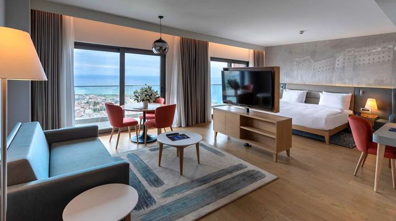 <b>Radisson Blu Hotel, Trabzon Suite</b>. Images powered by <a href="https://iceportal.shijigroup.com/" title="IcePortal" target="_blank">IcePortal</a>.